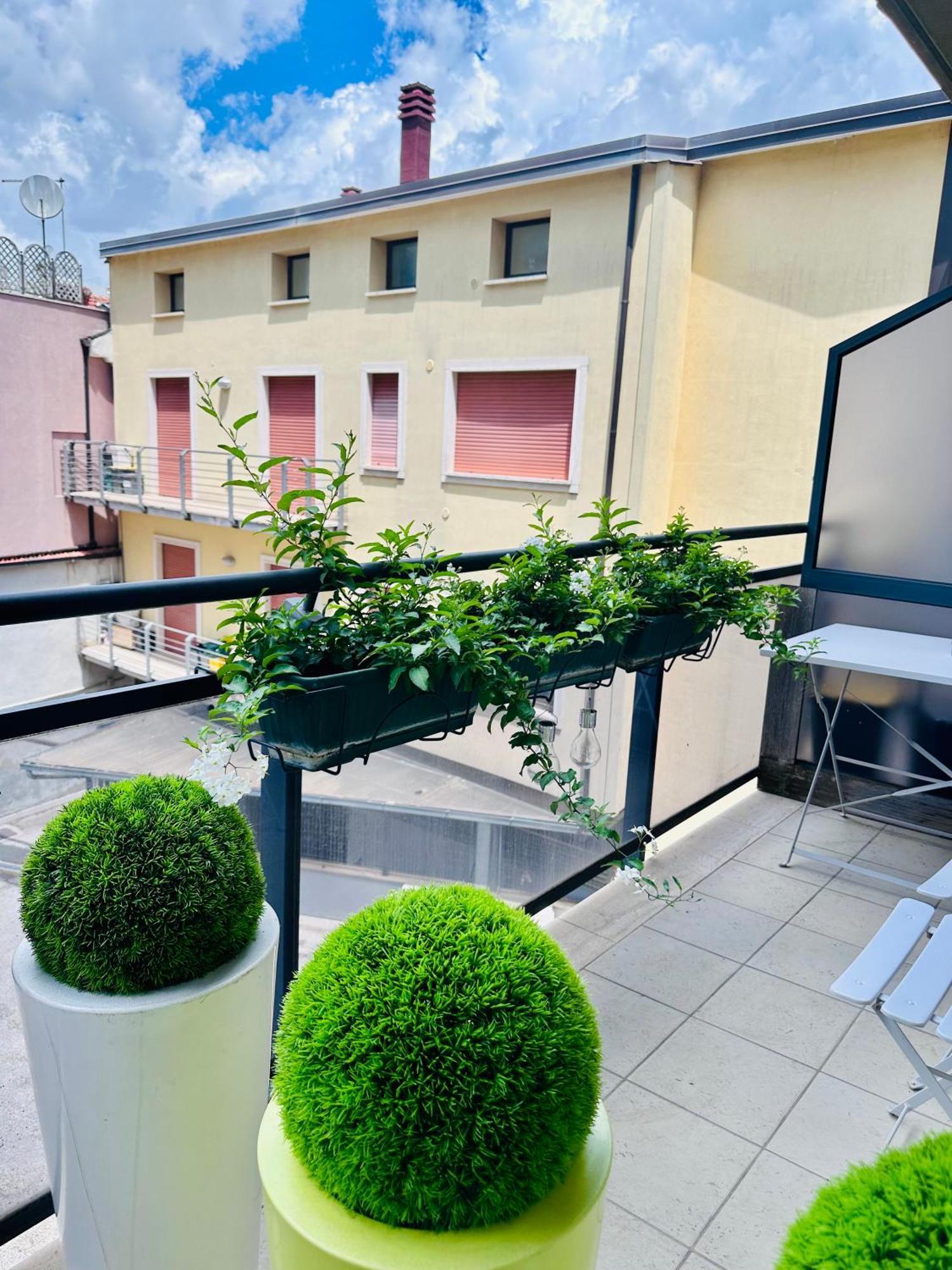 M Boutique Suite Avezzano Exterior foto